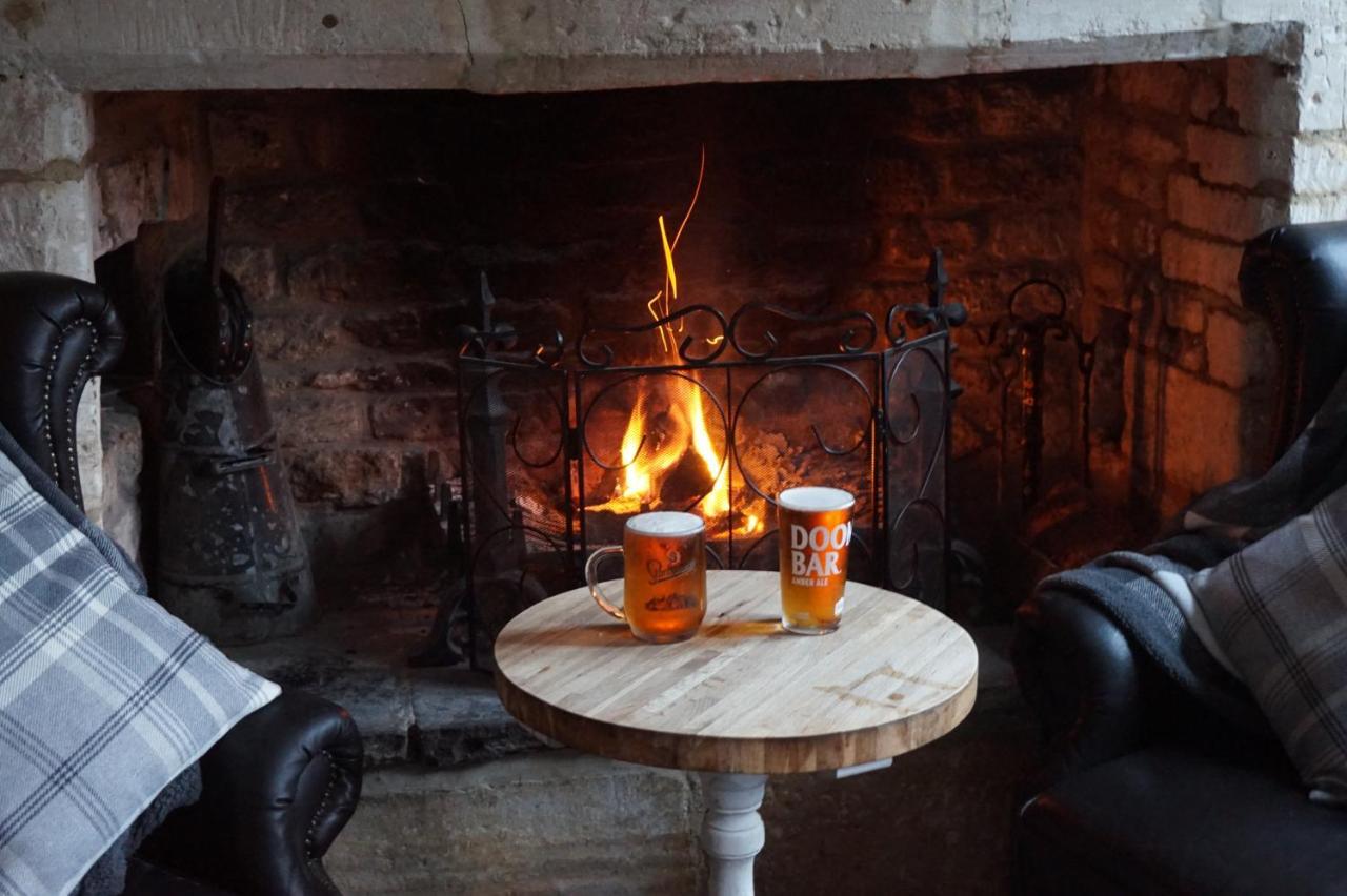 The Barge Inn Bradford-On-Avon Zewnętrze zdjęcie